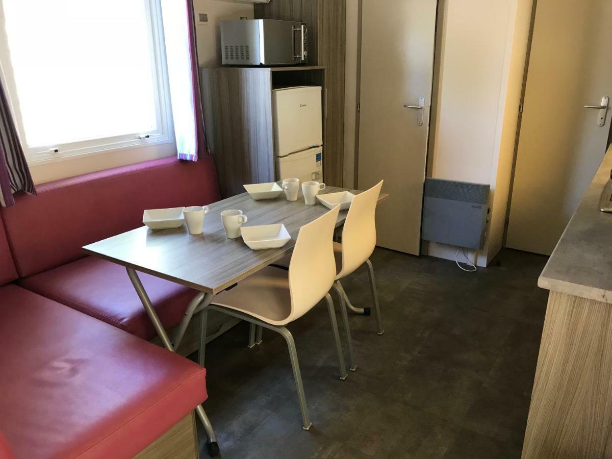 אגדה Mobilhome Dans Camping Les Sables D'Or מראה חיצוני תמונה